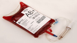 रक्तदात्यांनो पुढं या! राज्यात आठवडाभर पुरेल इतकंच रक्त- राजेश टोपे