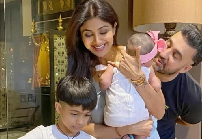 अनुष्का से लेकर शिल्पा और करीना जैसे सितारों के प्रेग्नेंसी की खबरें 2020 आई सामने