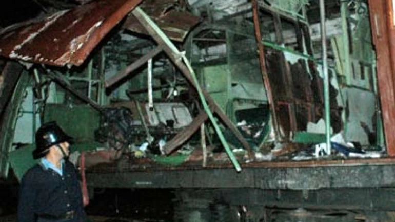 15th anniversary of 7/11 Mumbai train blasts: WR officials pay tribute to victims 15th anniversary of 7/11 Mumbai train blasts: WR officials pay tribute to victims