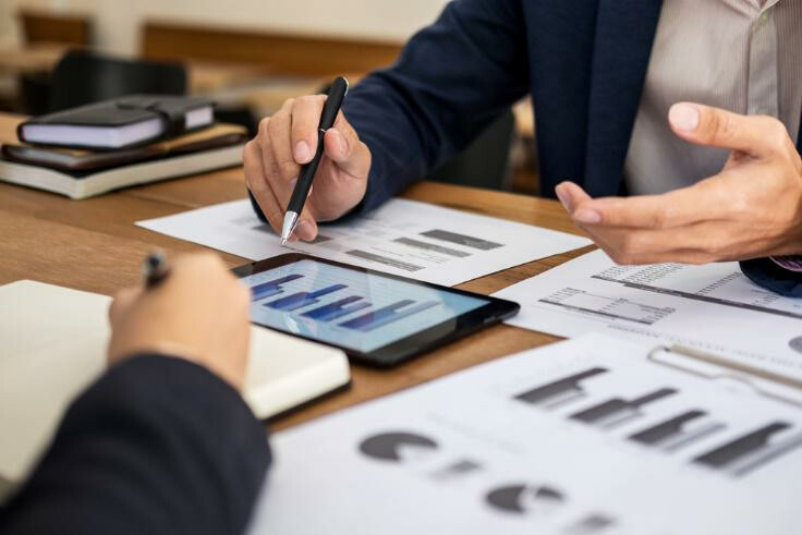 ३१ मार्चपर्यंत करा 'ही' १० महत्वाची कामं, अन्यथा खिशाला पडेल मोठा भुर्दंड