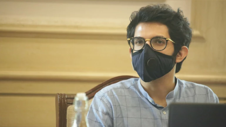 Aaditya Thackeray meets BMC officials to review preparation for the second wave of COVID19
