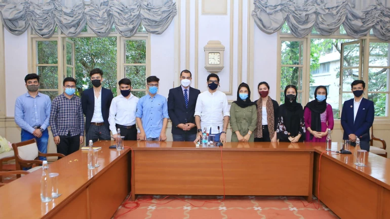 Aaditya Thackeray meets students from Afghanistan Aaditya Thackeray meets students from Afghanistan