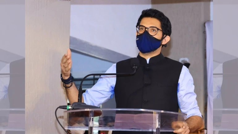 २०२४ मध्ये आपण सर्व दिल्लीमध्ये बसणार - आदित्य ठाकरे २०२४ मध्ये आपण सर्व दिल्लीमध्ये बसणार - आदित्य ठाकरे