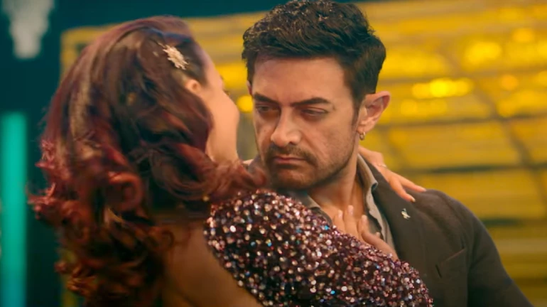 आमिर खान और ऐली अवराम ने 'हर फन मौला' गाने में मचाया धमाल