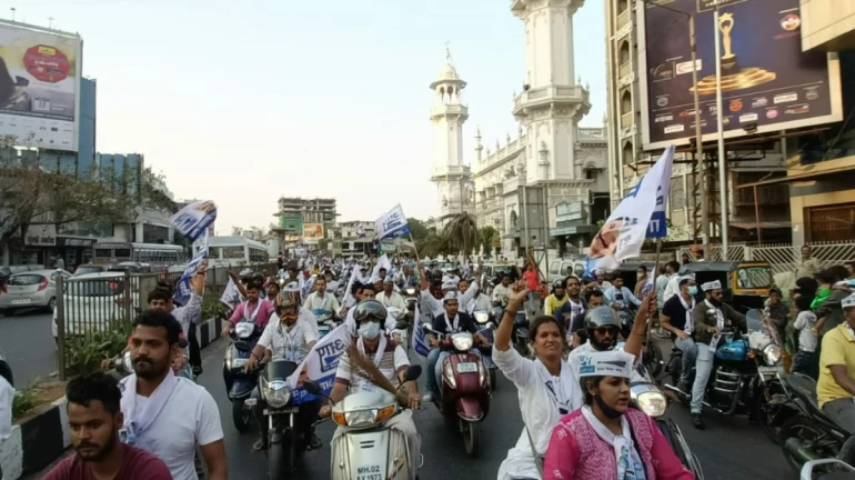 आप ने पंजाब की जीत का जश्न मनाकर किया शक्ति प्रदर्शन आप ने पंजाब की जीत का जश्न मनाकर किया शक्ति प्रदर्शन