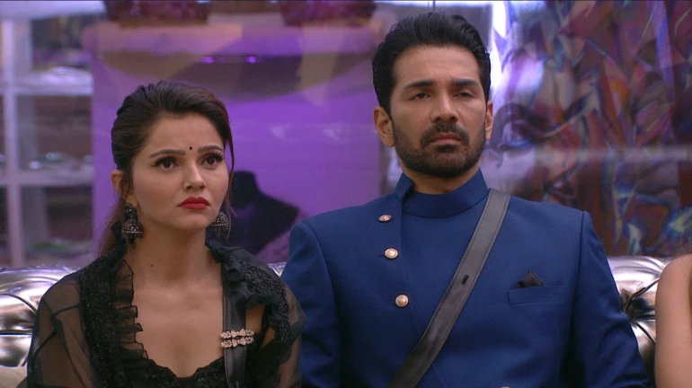 Bigg Boss 14: Salman Khan questions Rakhi about her behaviour Bigg Boss 14: Salman Khan questions Rakhi about her behaviour