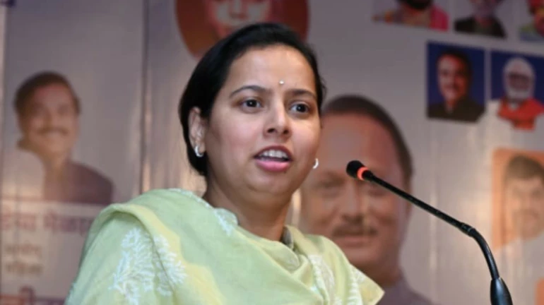 महिलाओं के आर्थिक सशक्तिकरण हेतु विशेष ऋण नीति योजना का लाभ उठाएँ - मंत्री अदिति तटकरे महिलाओं के आर्थिक सशक्तिकरण हेतु विशेष ऋण नीति योजना का लाभ उठाएँ - मंत्री अदिति तटकरे