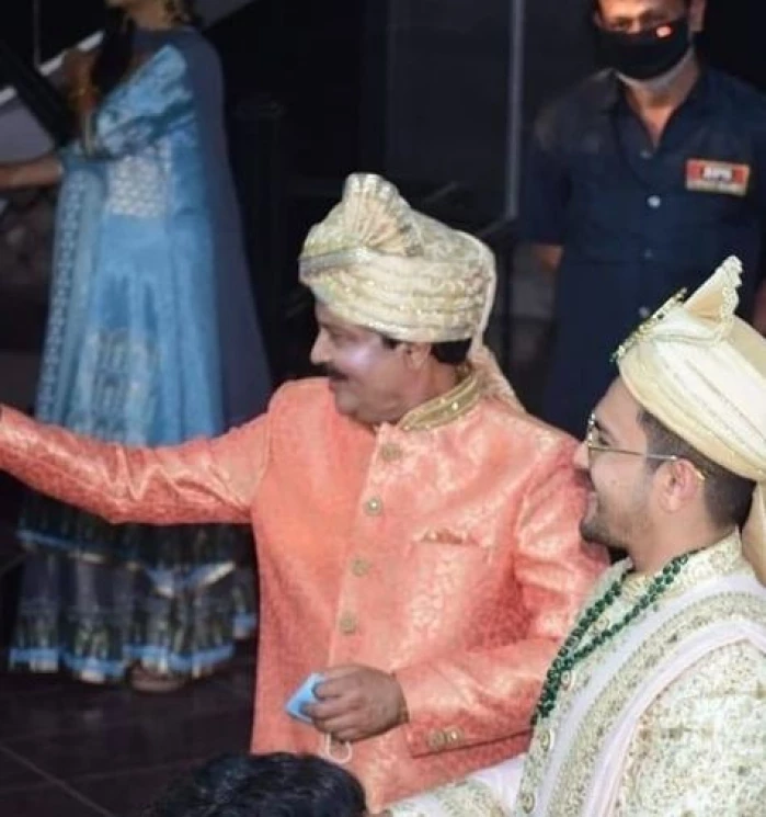Photos from Aditya Narayan and Shweta Agarwal's wedding in Mumbai