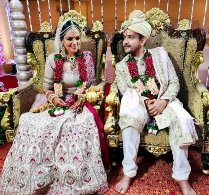 Photos from Aditya Narayan and Shweta Agarwal's wedding in Mumbai