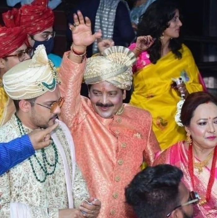 Photos from Aditya Narayan and Shweta Agarwal's wedding in Mumbai