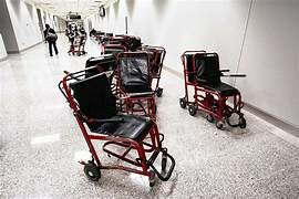 Bombay HC Warns of Penalties for Poor Wheelchair Services at Airports