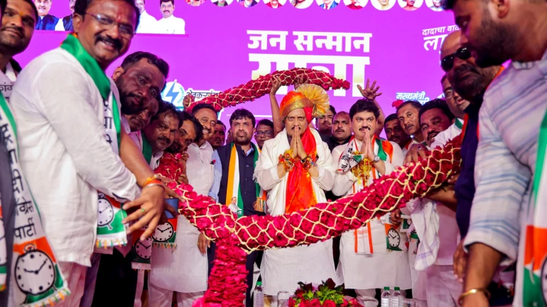 हम अल्पसंख्यकों को समान राजनीतिक प्रतिनिधित्व देने के लिए सक्रिय रूप से कर रहे है काम - उपमुख्यमंत्री अजित पवार हम अल्पसंख्यकों को समान राजनीतिक प्रतिनिधित्व देने के लिए सक्रिय रूप से कर रहे है काम - उपमुख्यमंत्री अजित पवार