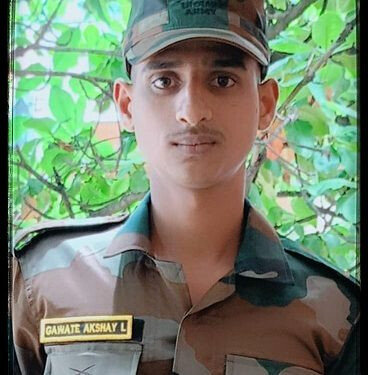 राज्य सरकार ने 'अग्निवीर' अक्षय गवते के परिवार को 10 लाख रुपये की सहायता की