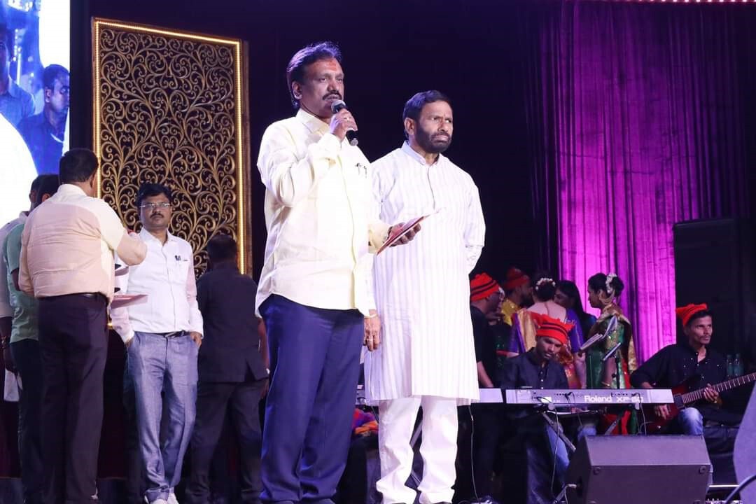 Ambadas Danve takes a dig at CM, indirectly calls him traitor