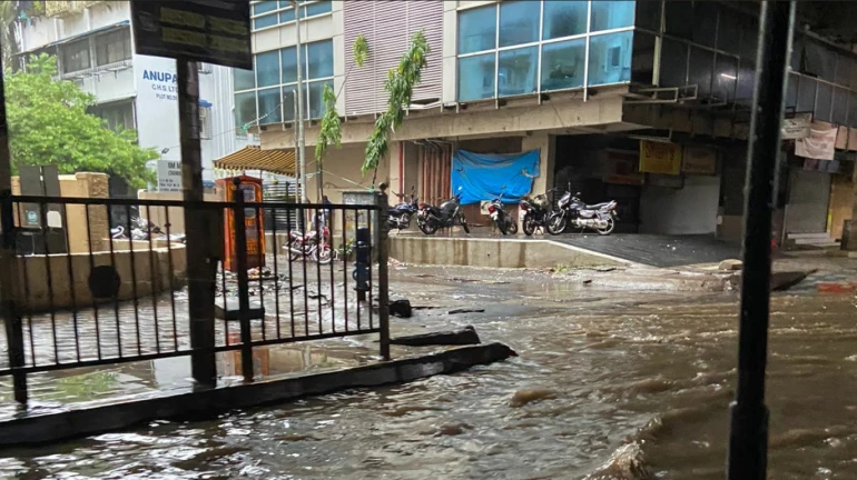 Mumbai Records Heavy Rainfall; Parel and Malad Among Worst-Hit Areas Mumbai Records Heavy Rainfall; Parel and Malad Among Worst-Hit Areas