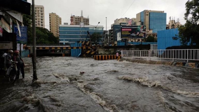 पावसामुळे अंधेरी सबवे बंद, 'या' मार्गावर वळवली वाहतूक पावसामुळे अंधेरी सबवे बंद, 'या' मार्गावर वळवली वाहतूक
