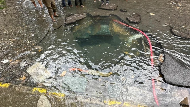 अंधेरी - फटी हुई पाइपलाइन को सफलतापूर्वक ठीक किया गया अंधेरी - फटी हुई पाइपलाइन को सफलतापूर्वक ठीक किया गया