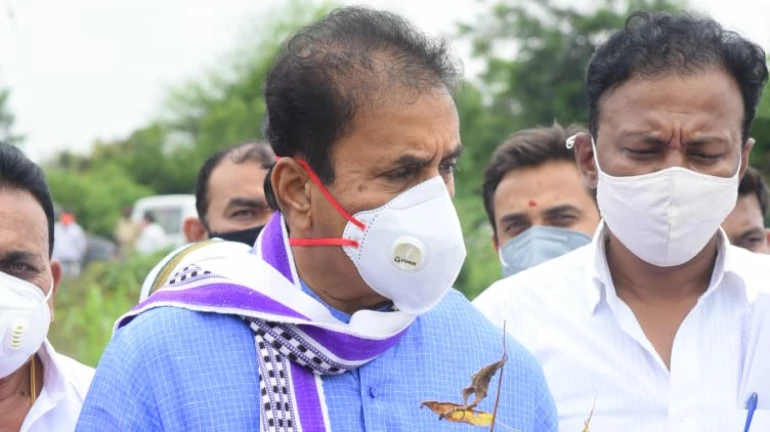 “मुंबईचा अपमान करणाऱ्या कंगनाला ‘वाय’ दर्जाची सुरक्षा देणं धक्कादायक” “मुंबईचा अपमान करणाऱ्या कंगनाला ‘वाय’ दर्जाची सुरक्षा देणं धक्कादायक”