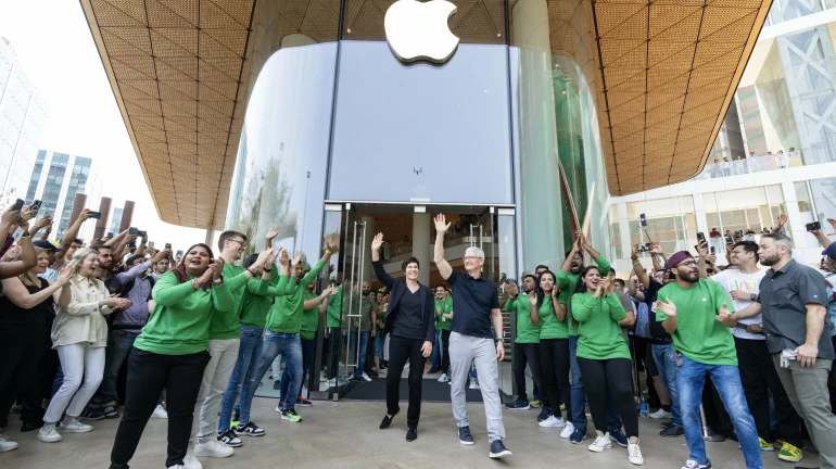 Mumbai Welcomes Apple's First Retail Store; Highlighting City's Growing Tech Industry Mumbai Welcomes Apple's First Retail Store; Highlighting City's Growing Tech Industry