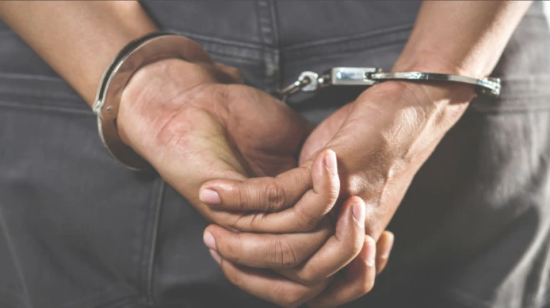 ठाण्यातील मनसे पदाधिकाऱ्याच्या हत्येप्रकरणी एकाला अटक ठाण्यातील मनसे पदाधिकाऱ्याच्या हत्येप्रकरणी एकाला अटक