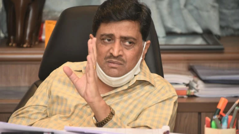 Ashok Chavan reviews Maharashtra National Highway projects; asks officials to expedite the work Ashok Chavan reviews Maharashtra National Highway projects; asks officials to expedite the work