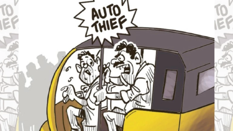 Exclusive : अजब चोरीची गजब कहाणी! तरुणांचा सापळा आणि चोर जाळ्यात Exclusive : अजब चोरीची गजब कहाणी! तरुणांचा सापळा आणि चोर जाळ्यात