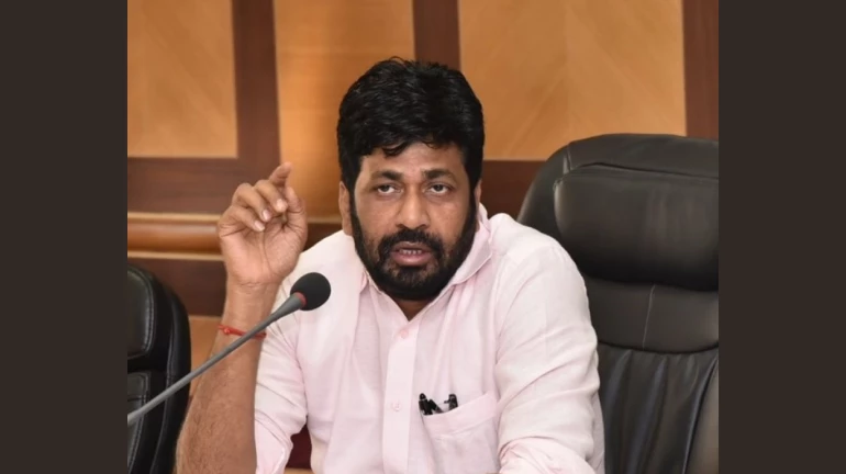 विधायक बच्चू कडू को किया गया नजरबंद, अंबानी के दफ्तर के बाहर किसानों के साथ करने वाले थे विरोध प्रदर्शन विधायक बच्चू कडू को किया गया नजरबंद, अंबानी के दफ्तर के बाहर किसानों के साथ करने वाले थे विरोध प्रदर्शन