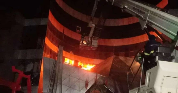 In Pics: Massive fire broke out at COVID private hospital in Bhandup Mall