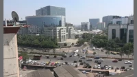 Mumbai: Government's Parking Relaxation Plan in BKC Erupts Debate Over Traffic and Safety Mumbai: Government's Parking Relaxation Plan in BKC Erupts Debate Over Traffic and Safety