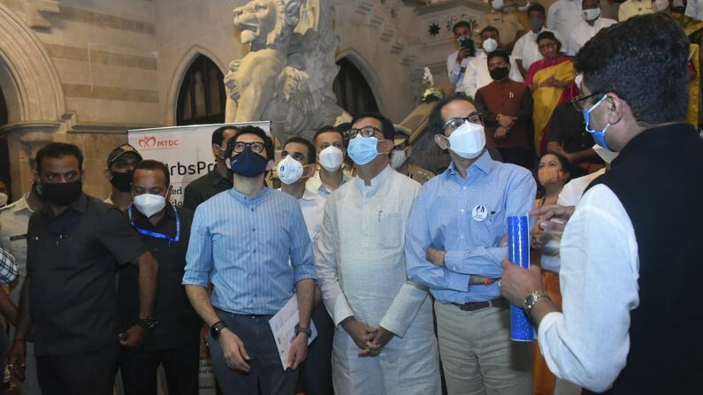 मुंबई महापालिकेत हेरिटेज वॉक सुरू,  मुख्यालयाच्या इमारतीची सैर करण्याची संधी