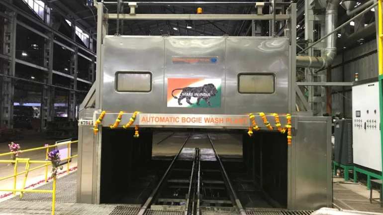 In a first of its kind, CR installs “Automatic Bogie Wash Plant” at Matunga In a first of its kind, CR installs “Automatic Bogie Wash Plant” at Matunga