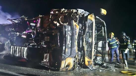 Buldhana Accident : मृतांच्या नातेवाईकांना राज्य सरकारकडून पाच लाखांची मदत जाहीर : मुख्यमंत्री