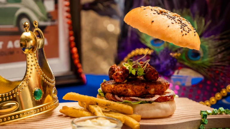 Mumbaikars gear up for Beer & Burger Fest! Returns for Its 17th Year Mumbaikars gear up for Beer & Burger Fest! Returns for Its 17th Year