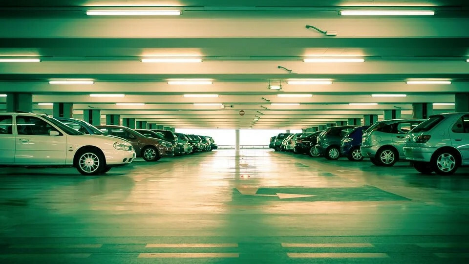 Mumbai: First Robotic Car Parking Facility At Breach Candy Shuts Down