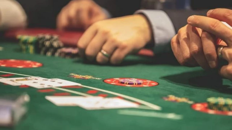 Maharashtra Government Takes Decisive Action to Ban Casinos and Online Gambling