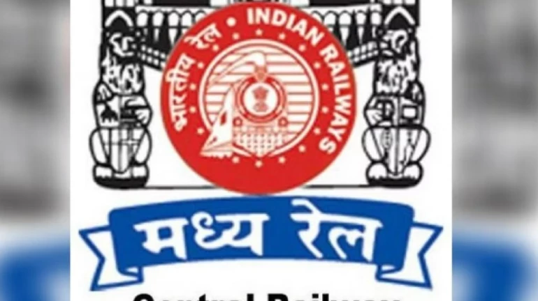 कसारा-CSMT मार्गावरील रेल्वे सेवा विस्कळीत कसारा-CSMT मार्गावरील रेल्वे सेवा विस्कळीत