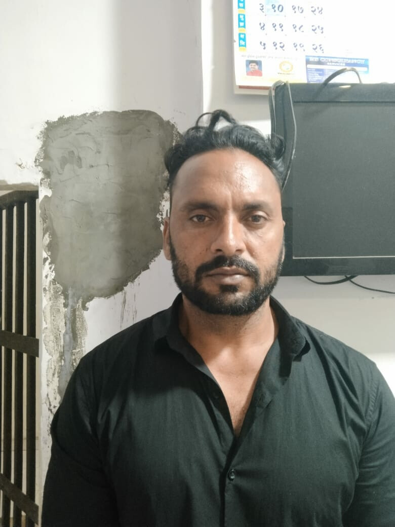 प्रेमभंग झालेल्या तरूणीला लाखो रुपयांचा गंडा, बंगाली बाबाला अटक