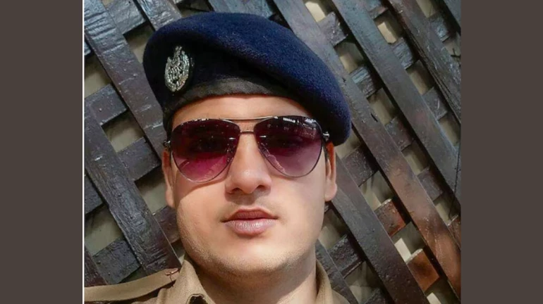 बोरीवली रेलवे फायरिंग मामला- कांस्टेबल चेतन सिंह के खिलाफ आरोप पत्र दाखिल बोरीवली रेलवे फायरिंग मामला- कांस्टेबल चेतन सिंह के खिलाफ आरोप पत्र दाखिल