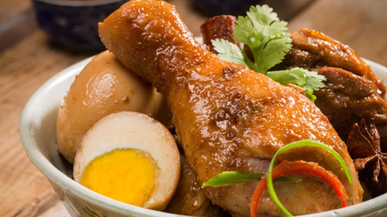 Bird flu: अंडी-चिकन खाणाऱ्यांना महत्त्वाचा सल्ला!