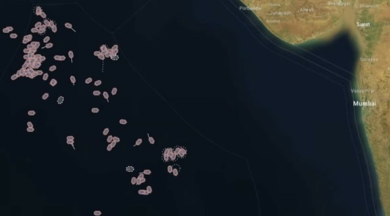 मुंबई, गुजरातच्या समुद्रात शेकडो चिनी बोटी