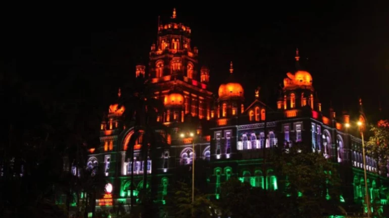 Deposit money or will seize the Western Railway building at Churchgate: HC issues order to WR