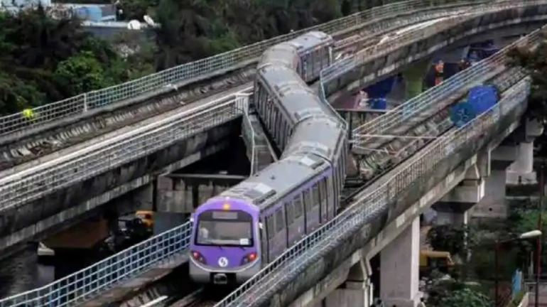 कुलाबा-वांद्रे-सीप्झ मार्गिकेवरील मुंबई सेंट्रल मेट्रो स्थानक रेल्वे स्थानकाला जोडणार
