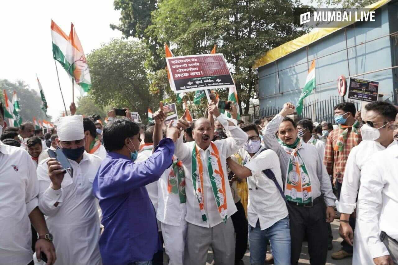 अर्णब गोस्वामीविरोधात वरळीत उग्र आंदोलन!