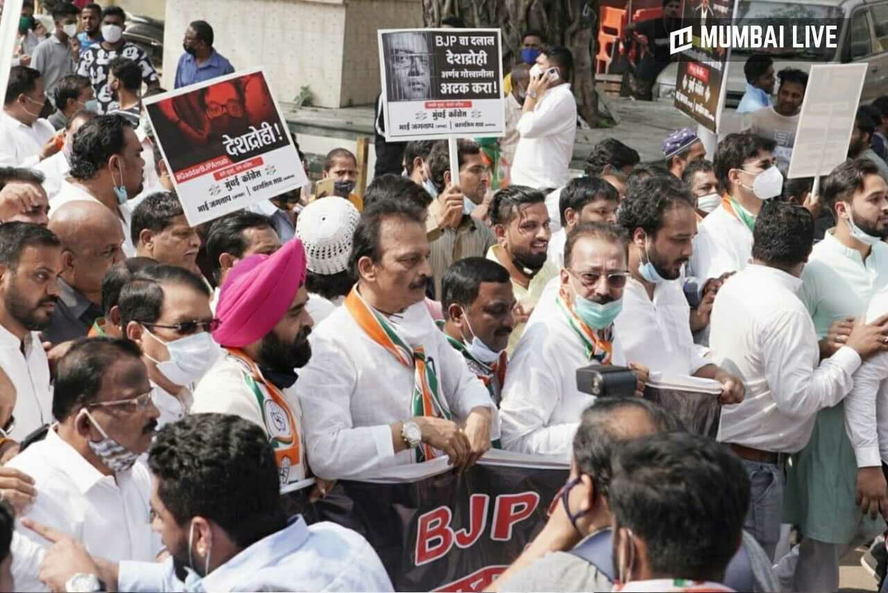 अर्णब गोस्वामीविरोधात वरळीत उग्र आंदोलन!