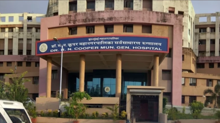 Mumbai: Doctors Refuse to Treat Fish Bone Case Amid Panic Over Assault at Cooper Hospital Mumbai: Doctors Refuse to Treat Fish Bone Case Amid Panic Over Assault at Cooper Hospital