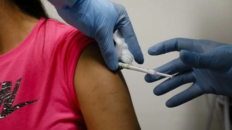18 से 45 साल की उम्र वालों को मुफ्त लगाया जाएगा कोरोना का वैक्सीन, ठाकरे सरकार की घोषणा
