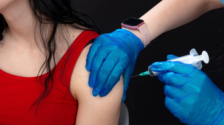 Thane: Special walk-in vaccination drive for women in fourth week every month starting today - Details here Thane: Special walk-in vaccination drive for women in fourth week every month starting today - Details here