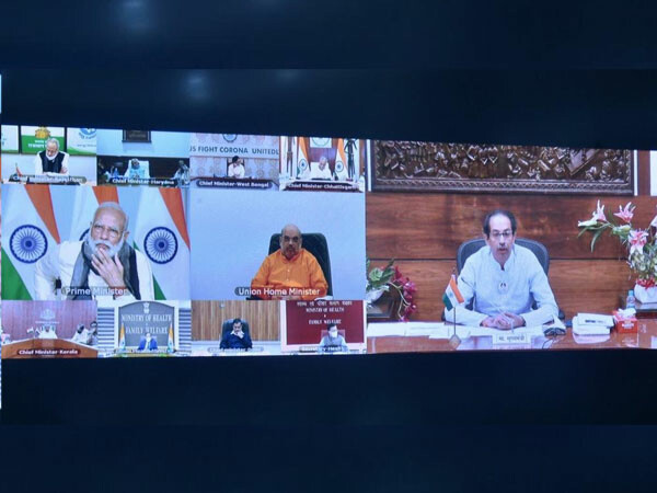 Instruct political parties to not play politics over COVID-19: Uddhav Thackeray requests PM Modi