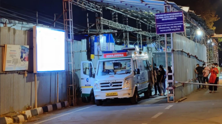 'ऑमिक्रॉन' से निपटने के लिए BMC ने बनाये 10 जंबो कोविड सेंटर 'ऑमिक्रॉन' से निपटने के लिए BMC ने बनाये 10 जंबो कोविड सेंटर