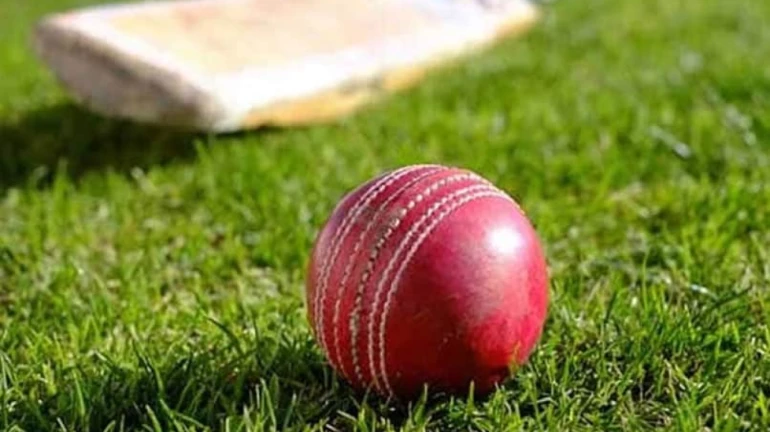 दुसऱ्या सामन्यातील चेंडू डोक्याला लागल्याने मुंबईच्या क्रिकेटपटूचा मृत्यू
